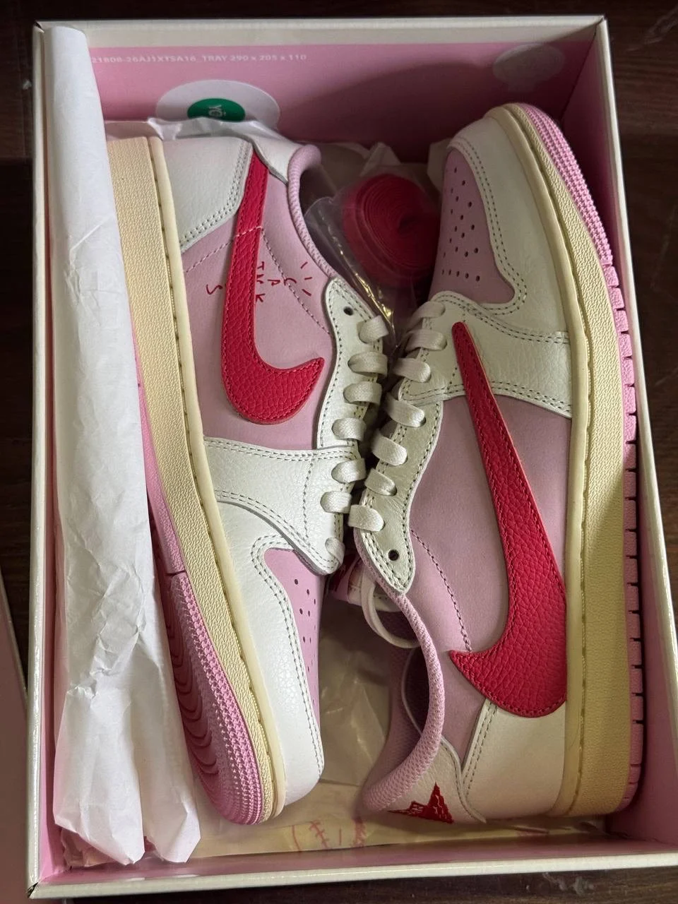 Air Jordan 1 Retro Low OG x Travis Scott Sail Trop