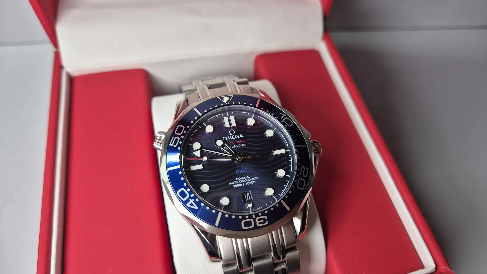 Omega seamaster 300m - миниатюра 2
