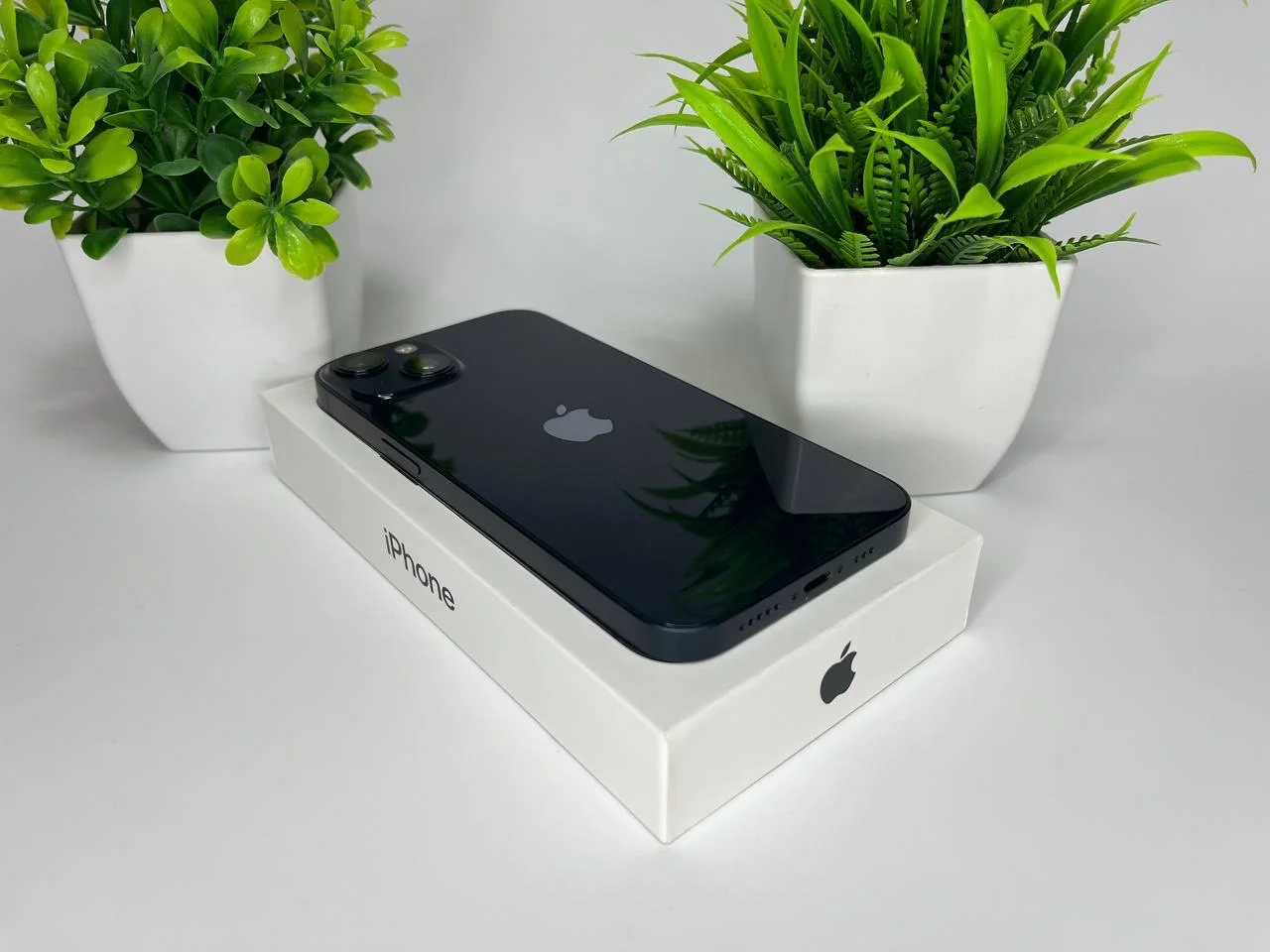 iPhone 13, 256гб, черный, Sim- eSim - миниатюра 3