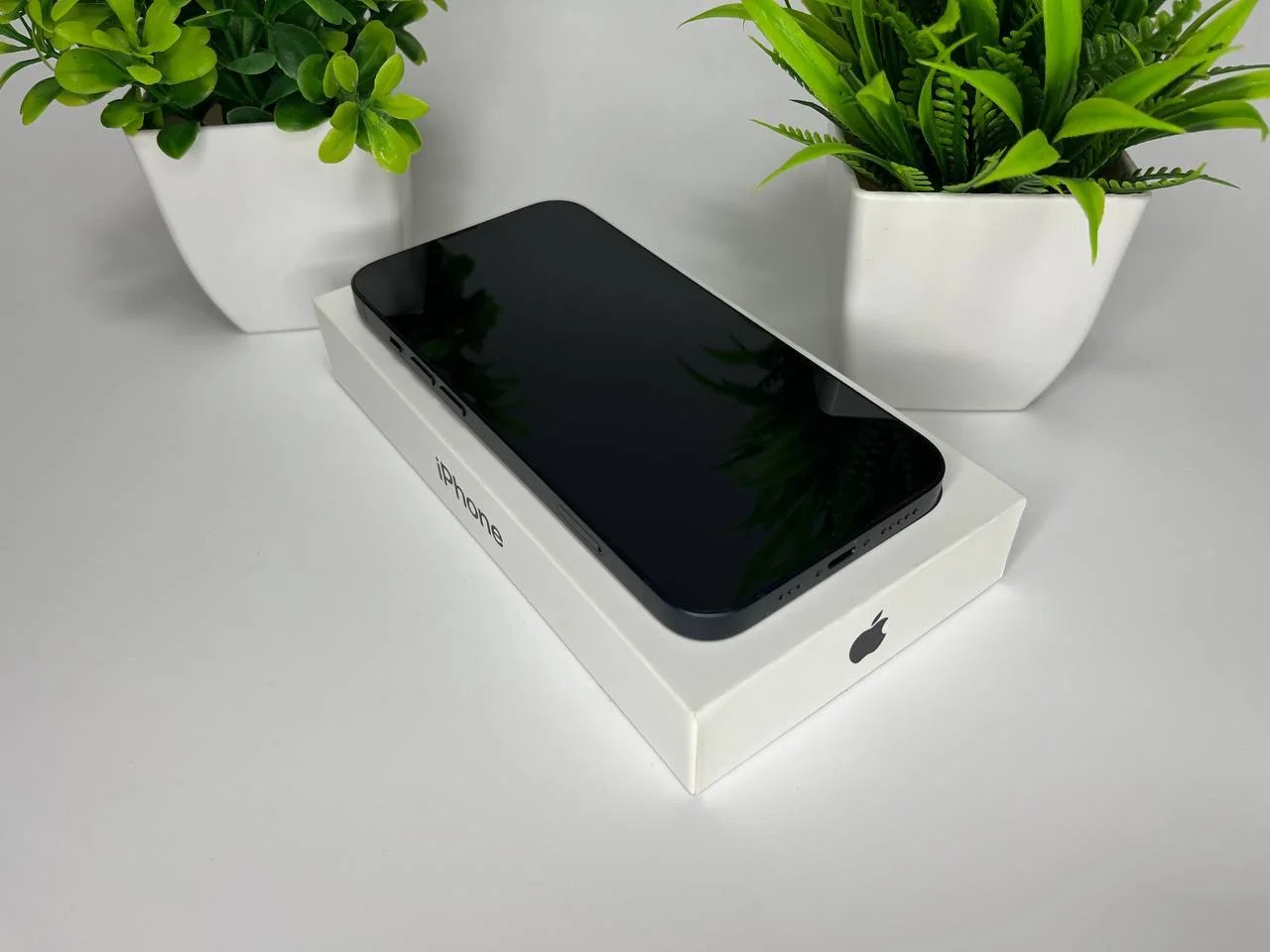 iPhone 13, 256гб, черный, Sim- eSim - миниатюра 5