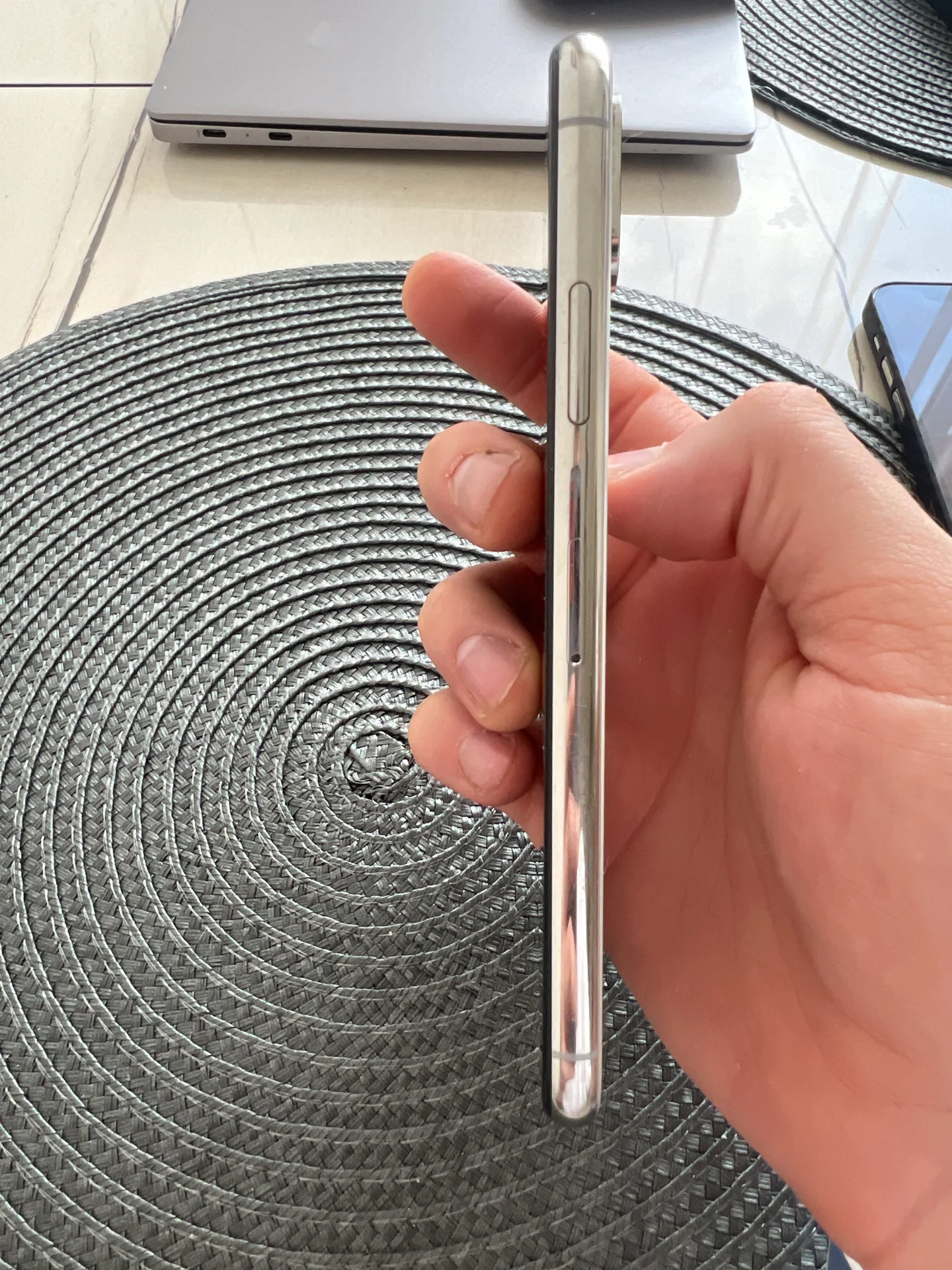 iPhone Xs 64gb - миниатюра 4