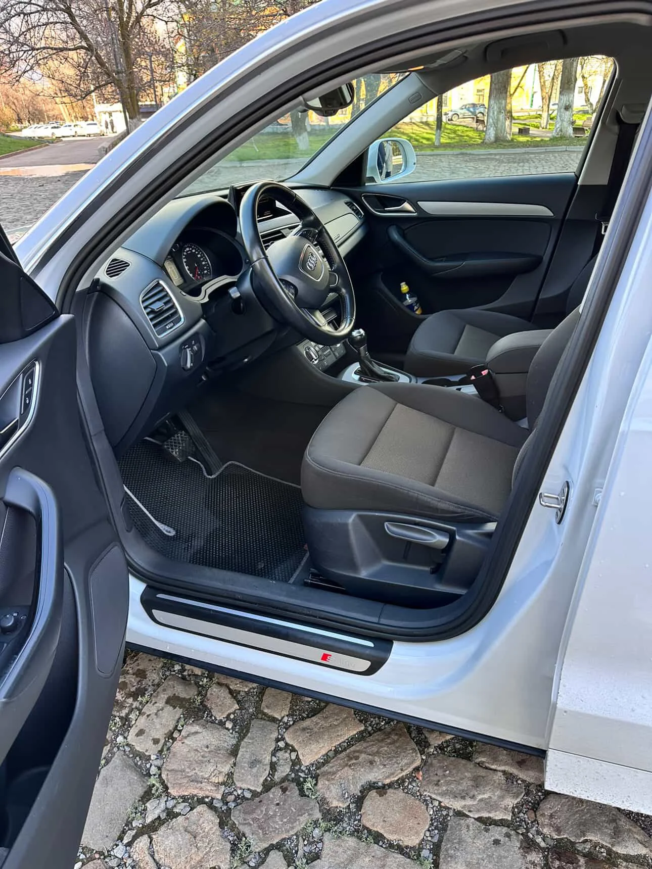 Продается Audi Q3 - миниатюра 6