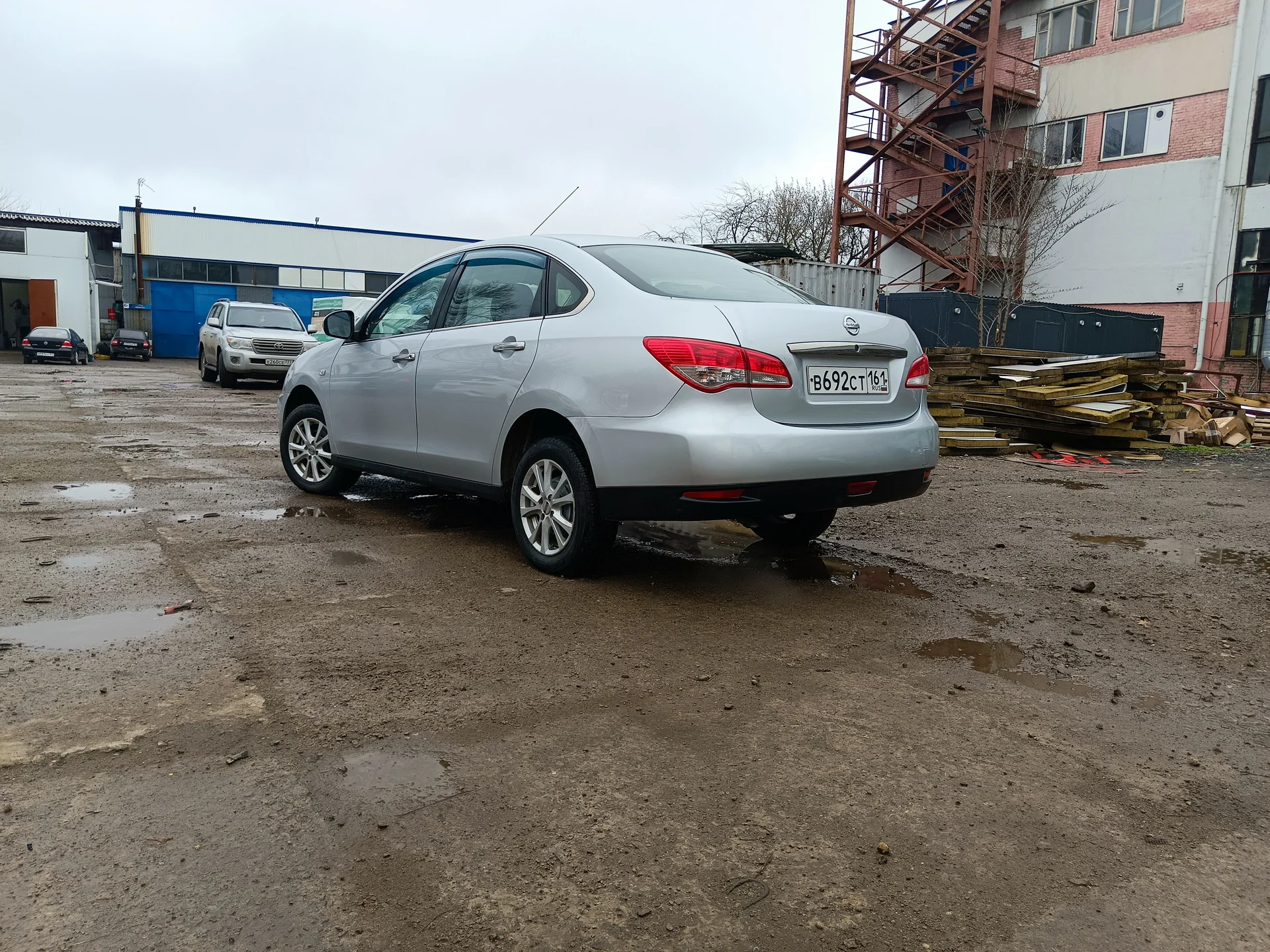 Автомобиль ниссан альмера - миниатюра 11