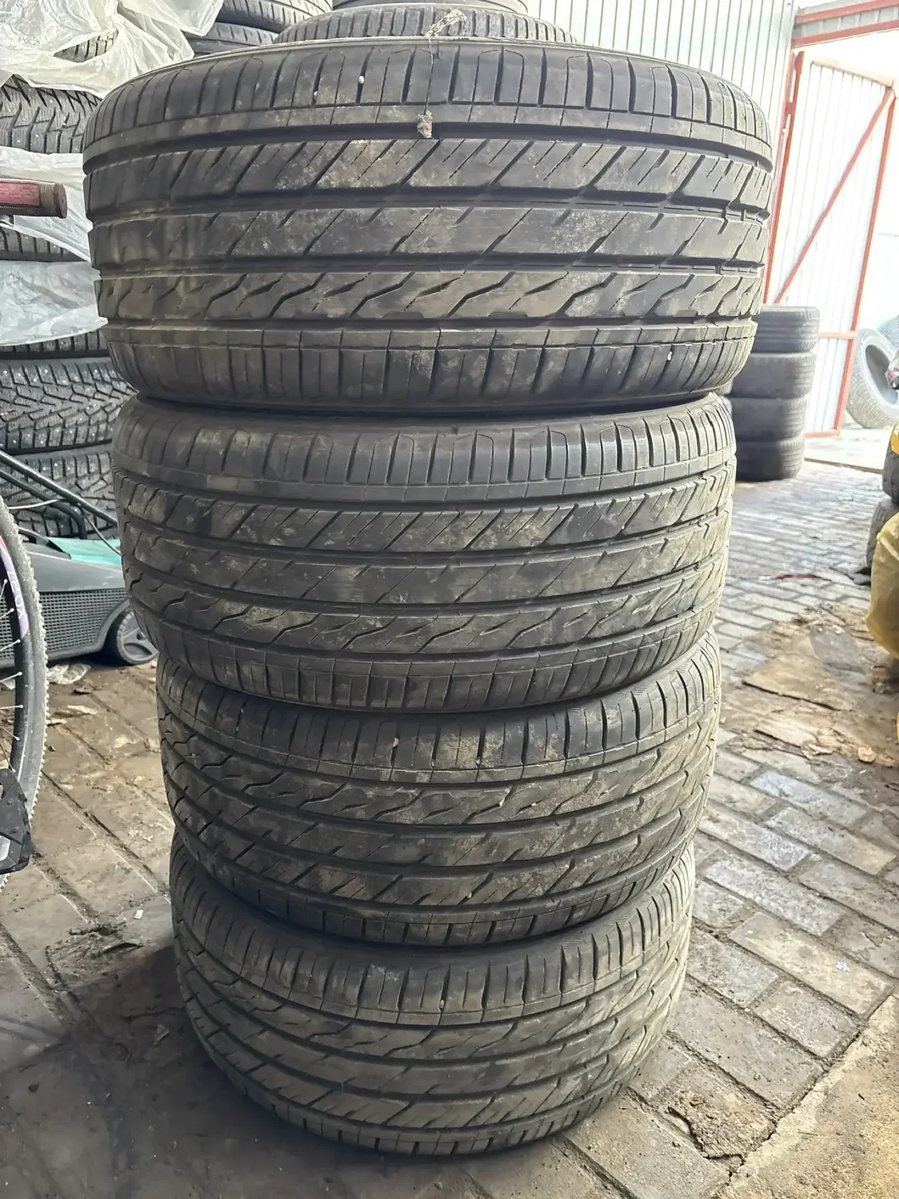 Летняя резина 245/45 r17 landsail ls588 - изображение 1