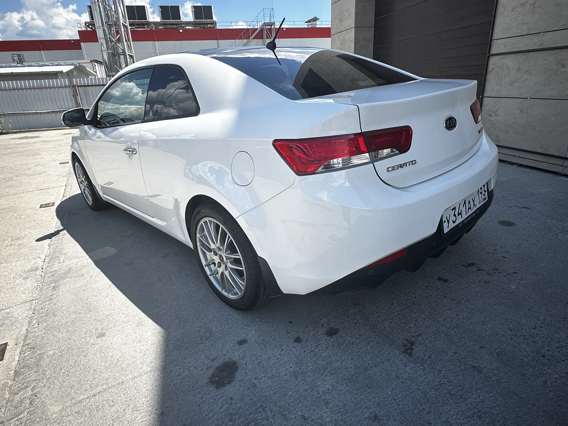 Kia cerato Koup - миниатюра 7