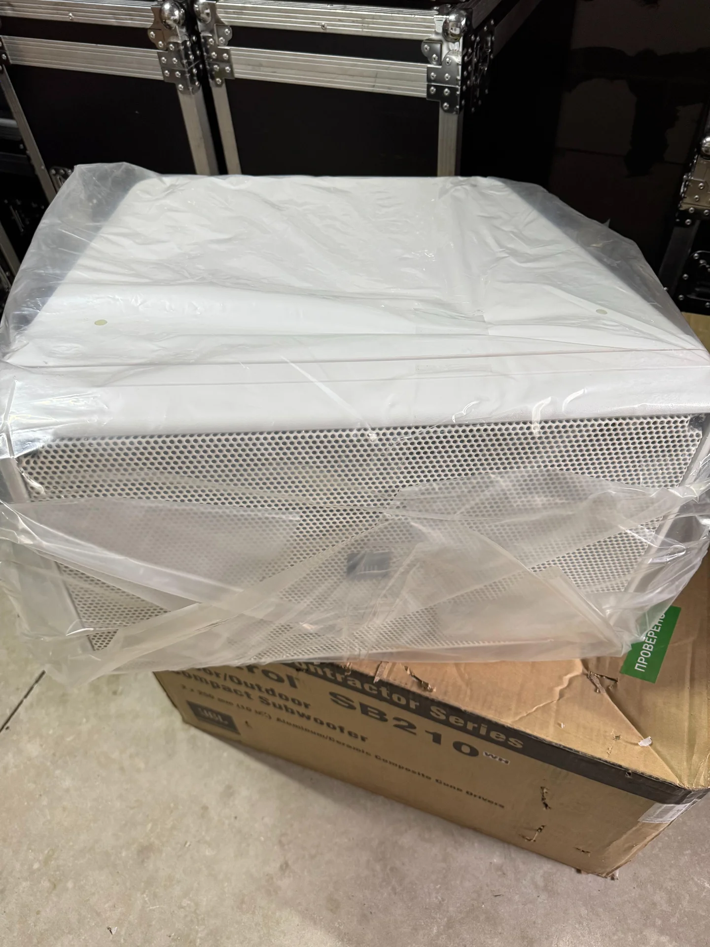 Сабвуфер JBL control SB210 WH - миниатюра 2