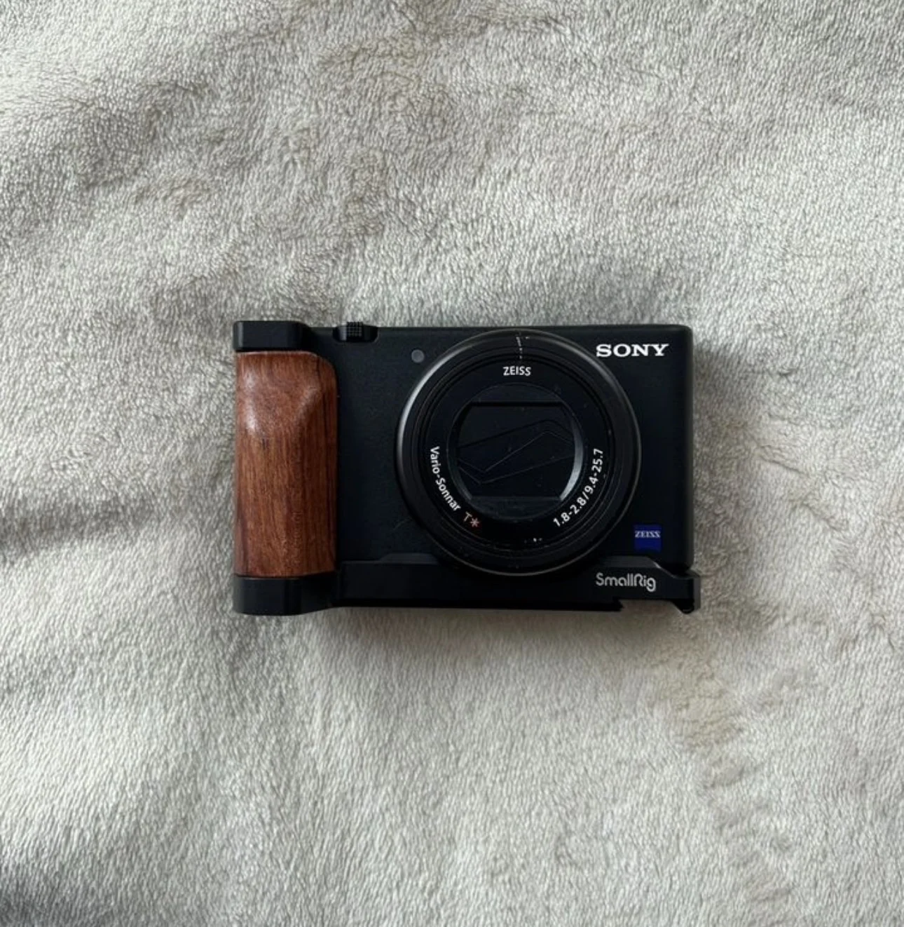 Камера sony zv-1 - миниатюра 2