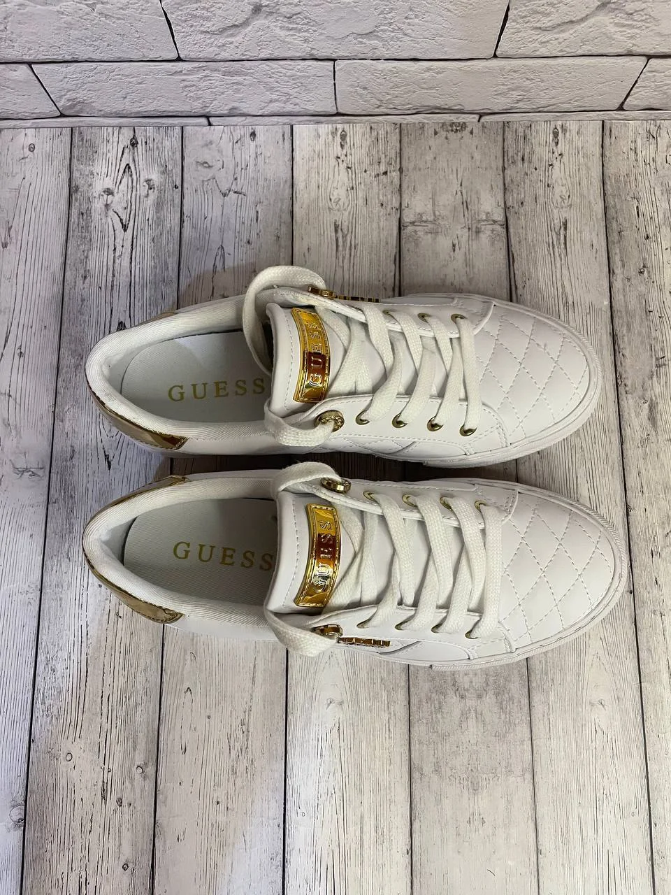 Кеды женские Guess новые 36 размер - миниатюра 2