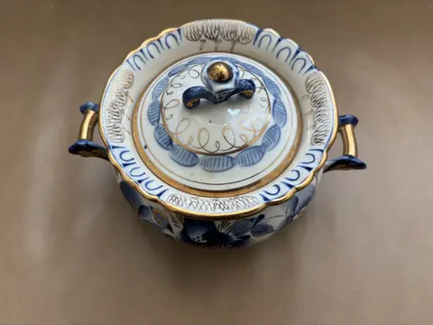 Гжель советская сахарница