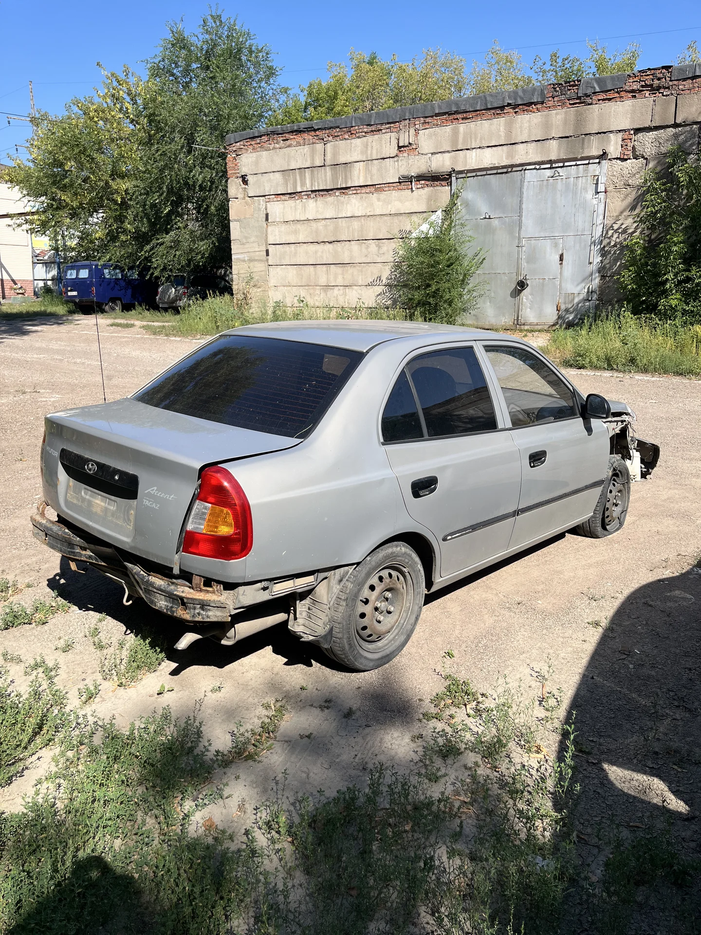 в разборе Hyundai Accent - миниатюра 4