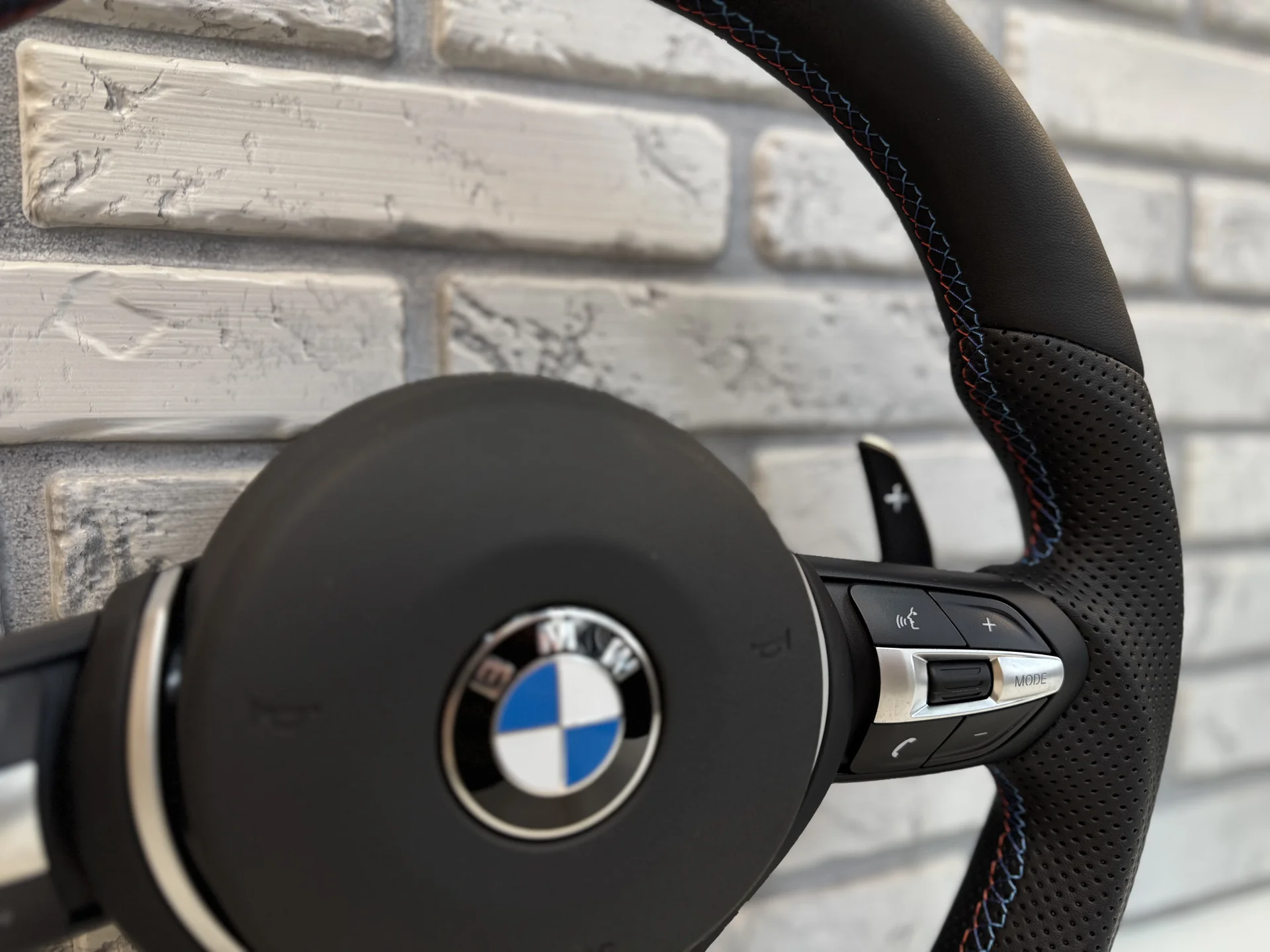 Руль BMW с подогревом - миниатюра 3