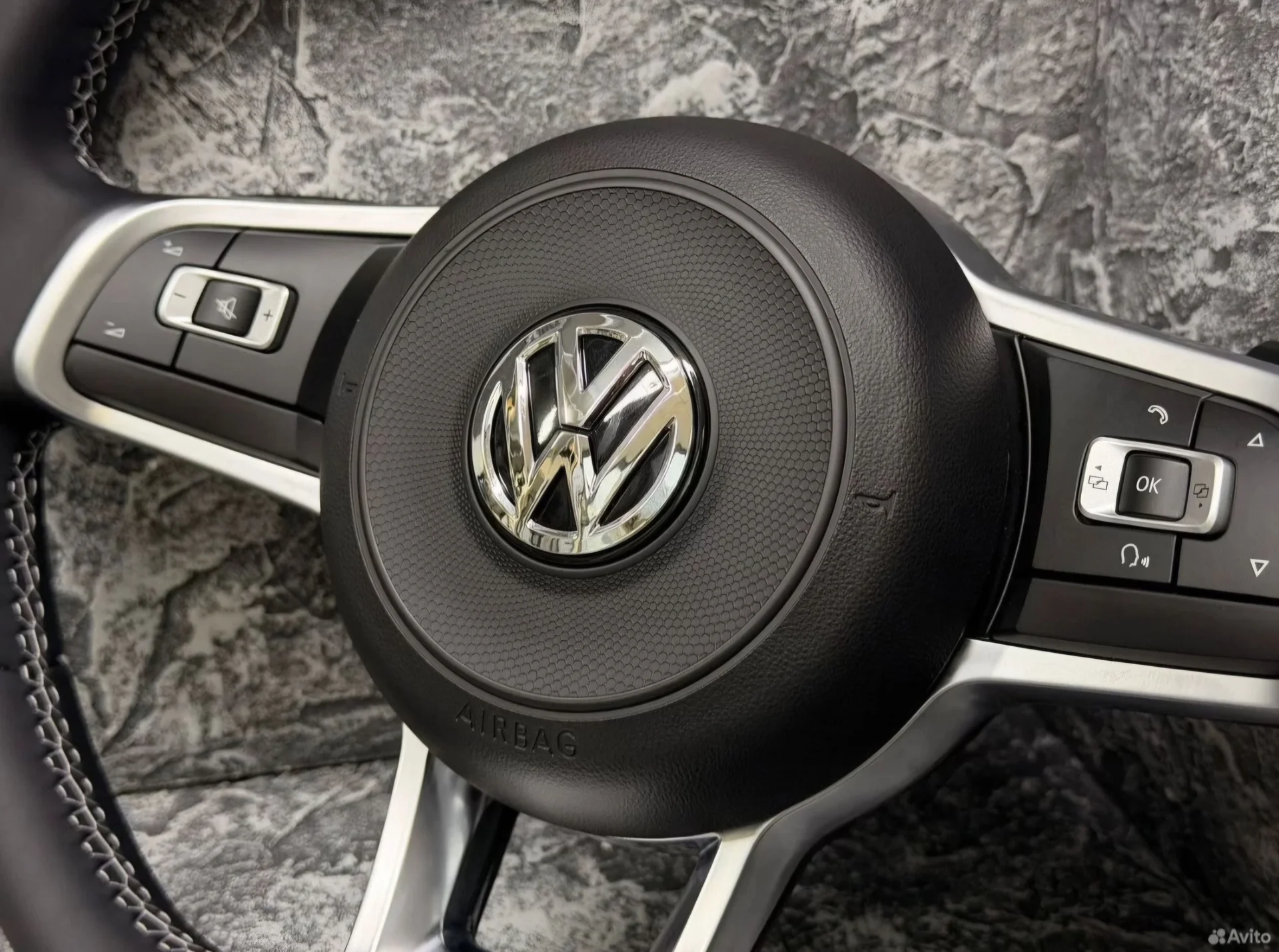 Руль Volkswagen GT - изображение 1