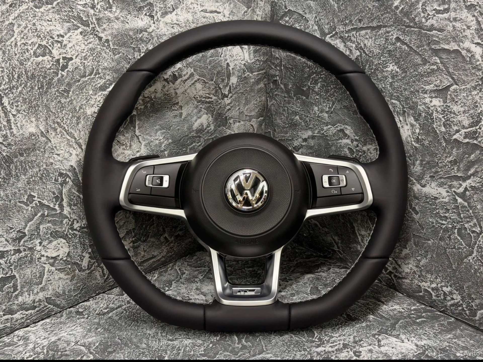 Руль Volkswagen GT - миниатюра 2