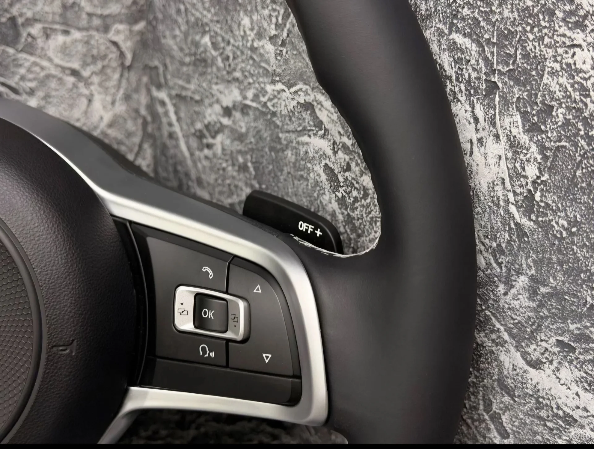 Руль Volkswagen GT - миниатюра 4