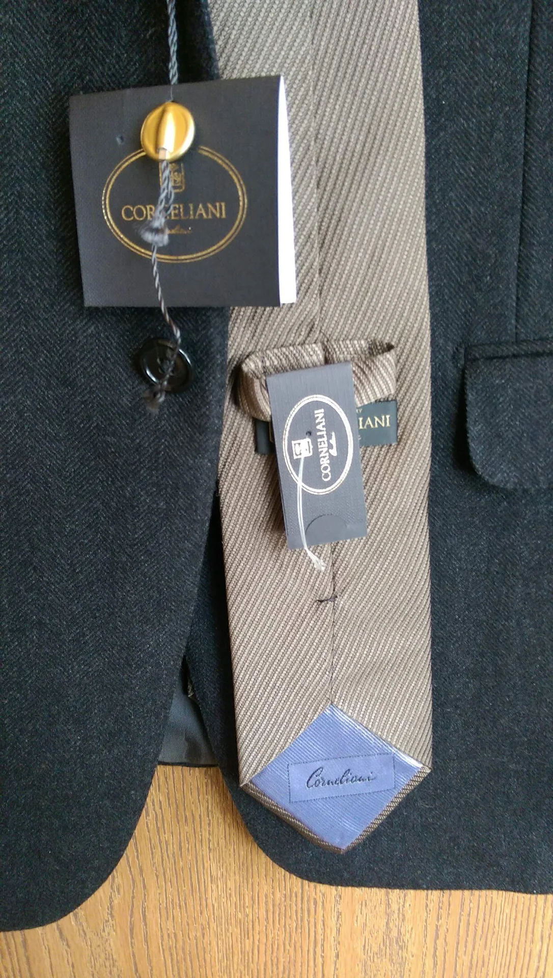 Пиджак Corneliani, новый - миниатюра 9