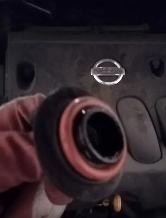 Прокладка крышки горловины Nissan - изображение 1