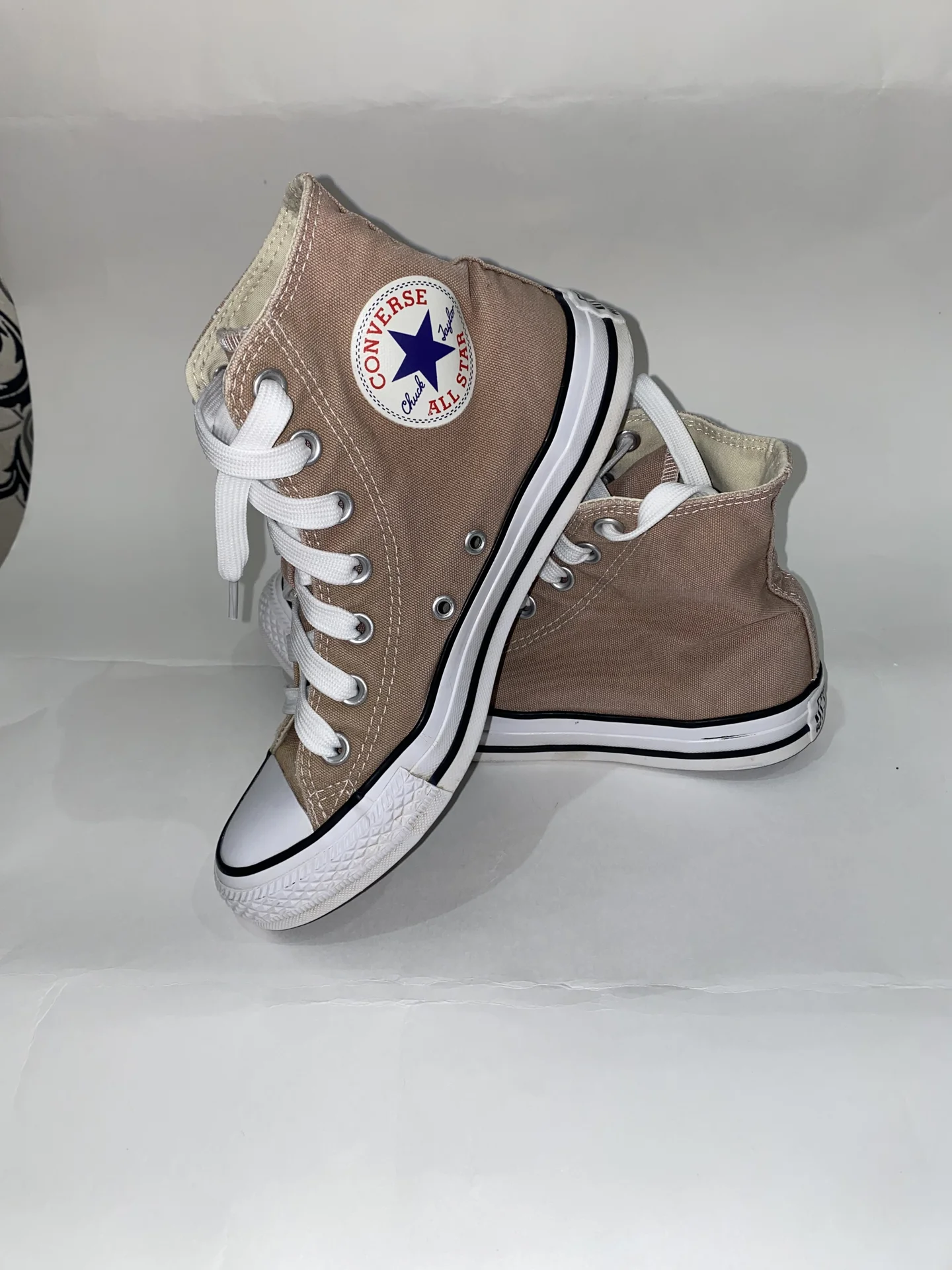 Кеды converse бежево-розовые в хорошем состоянии - изображение 1