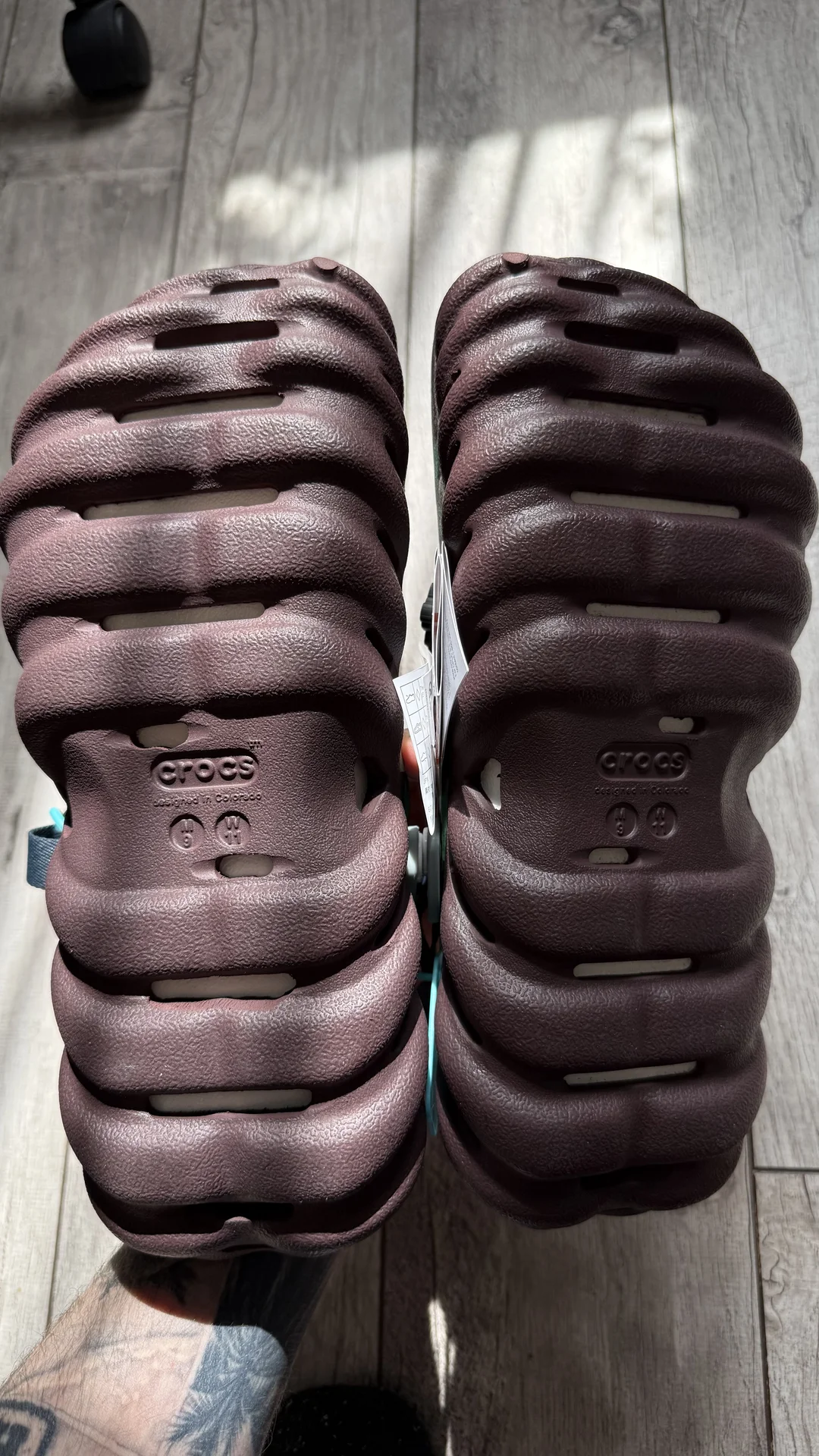 Demon Slayer x Crocs EUR 42-43 - миниатюра 5