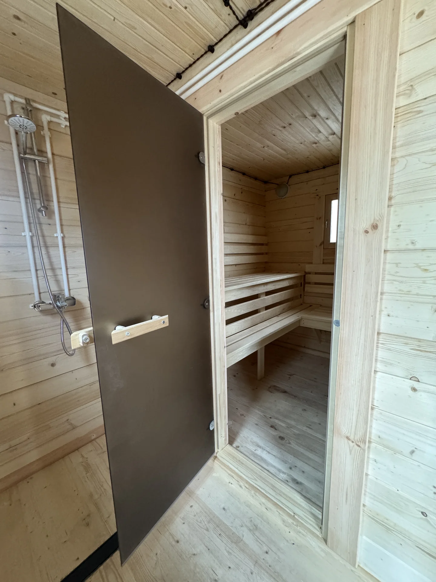 Готовая баня-мини дом 6х3,5м - миниатюра 8