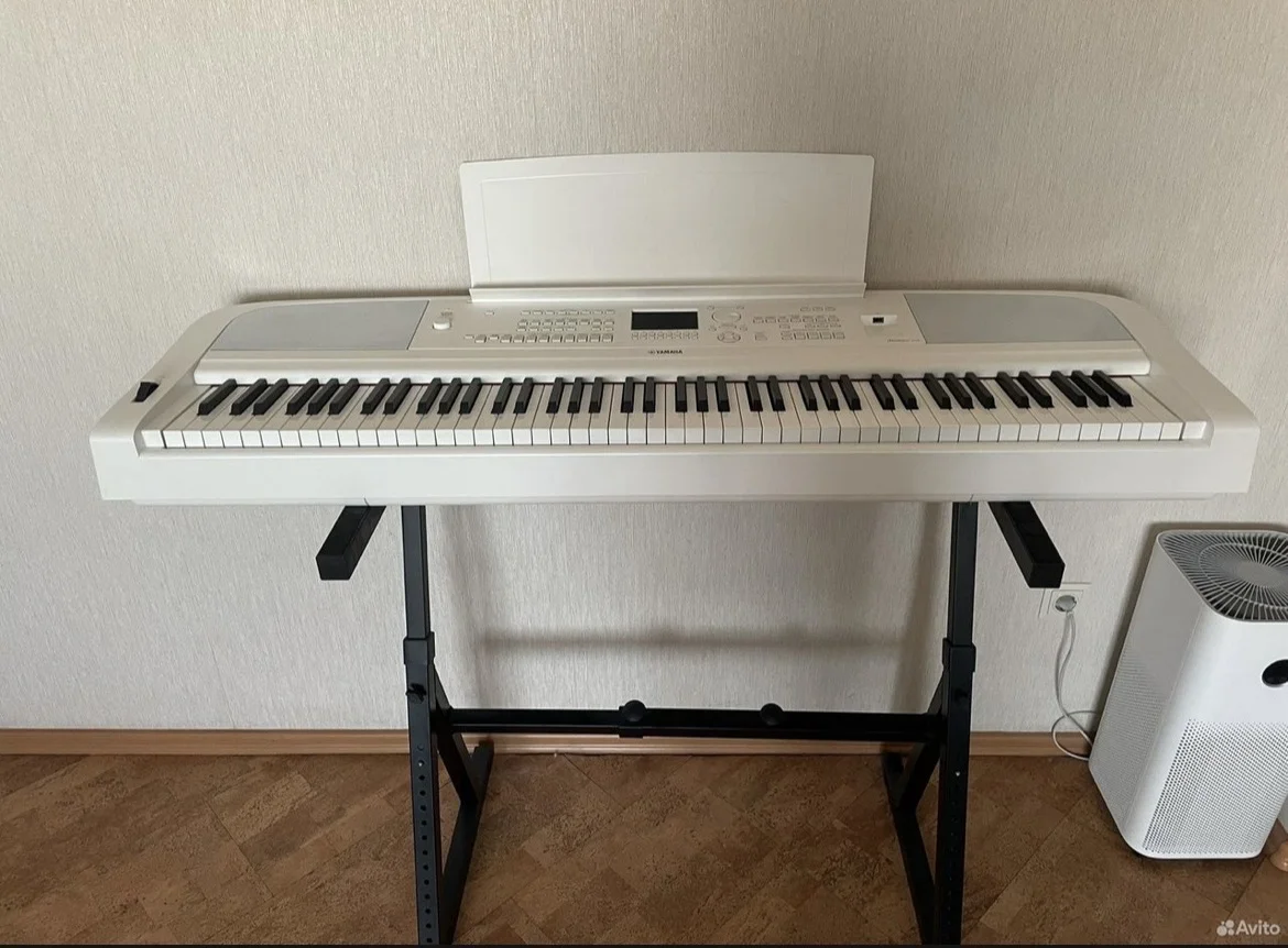 Yamaha DGX-670 - миниатюра 2