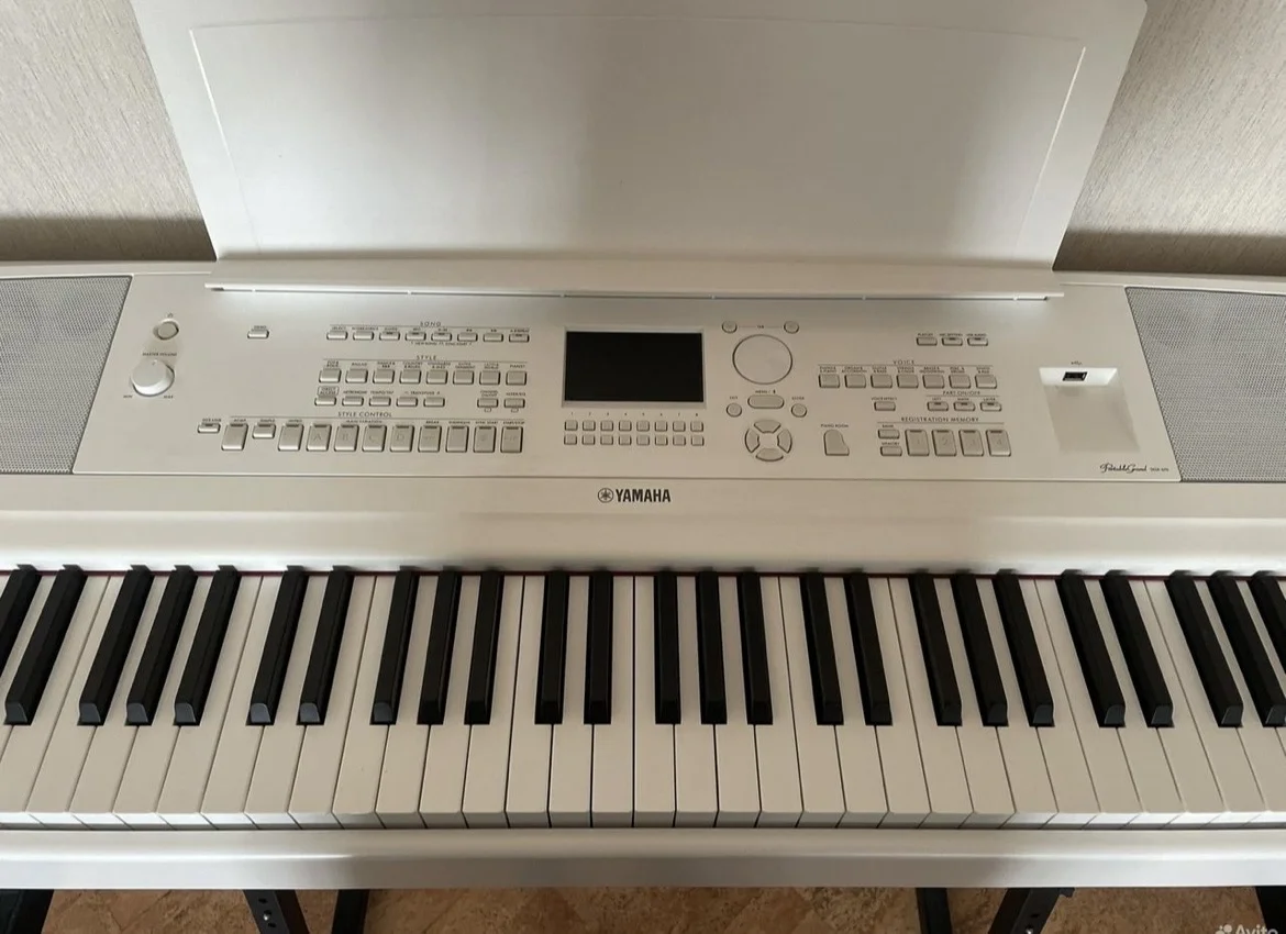 Yamaha DGX-670 - миниатюра 3