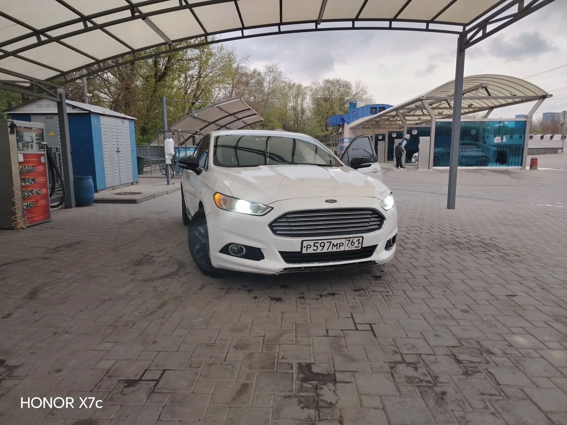 Ford Fusion - миниатюра 11