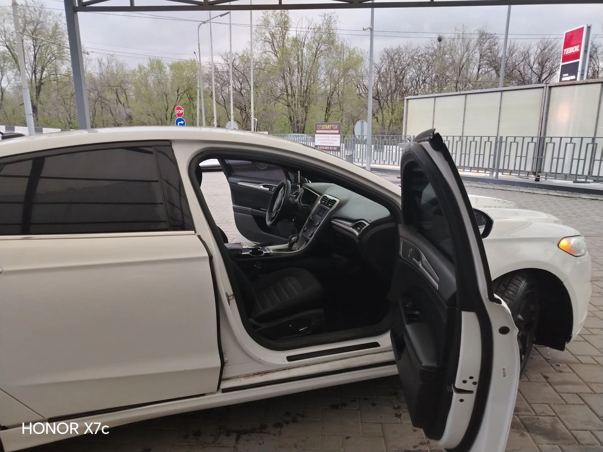 Ford Fusion - миниатюра 12