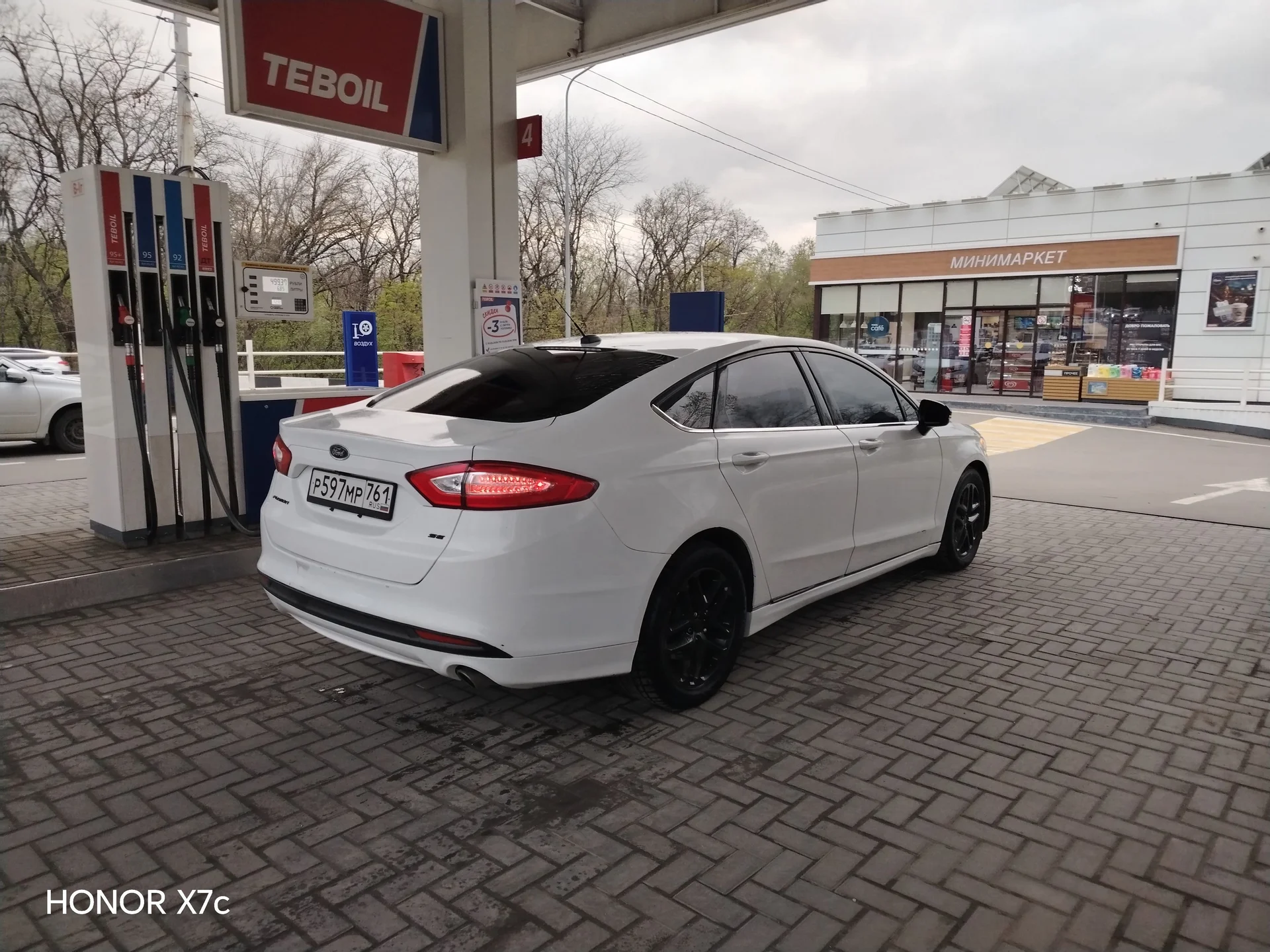 Ford Fusion - миниатюра 24