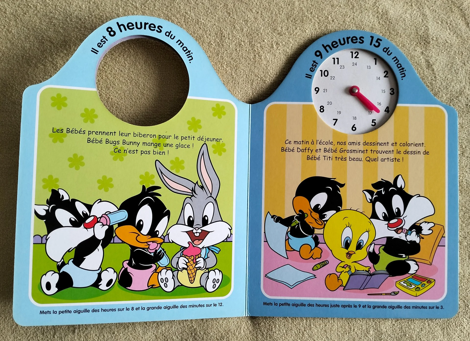 Книга-игрушка J'apprends les heures Baby Looney Tunes на французском - миниатюра 2
