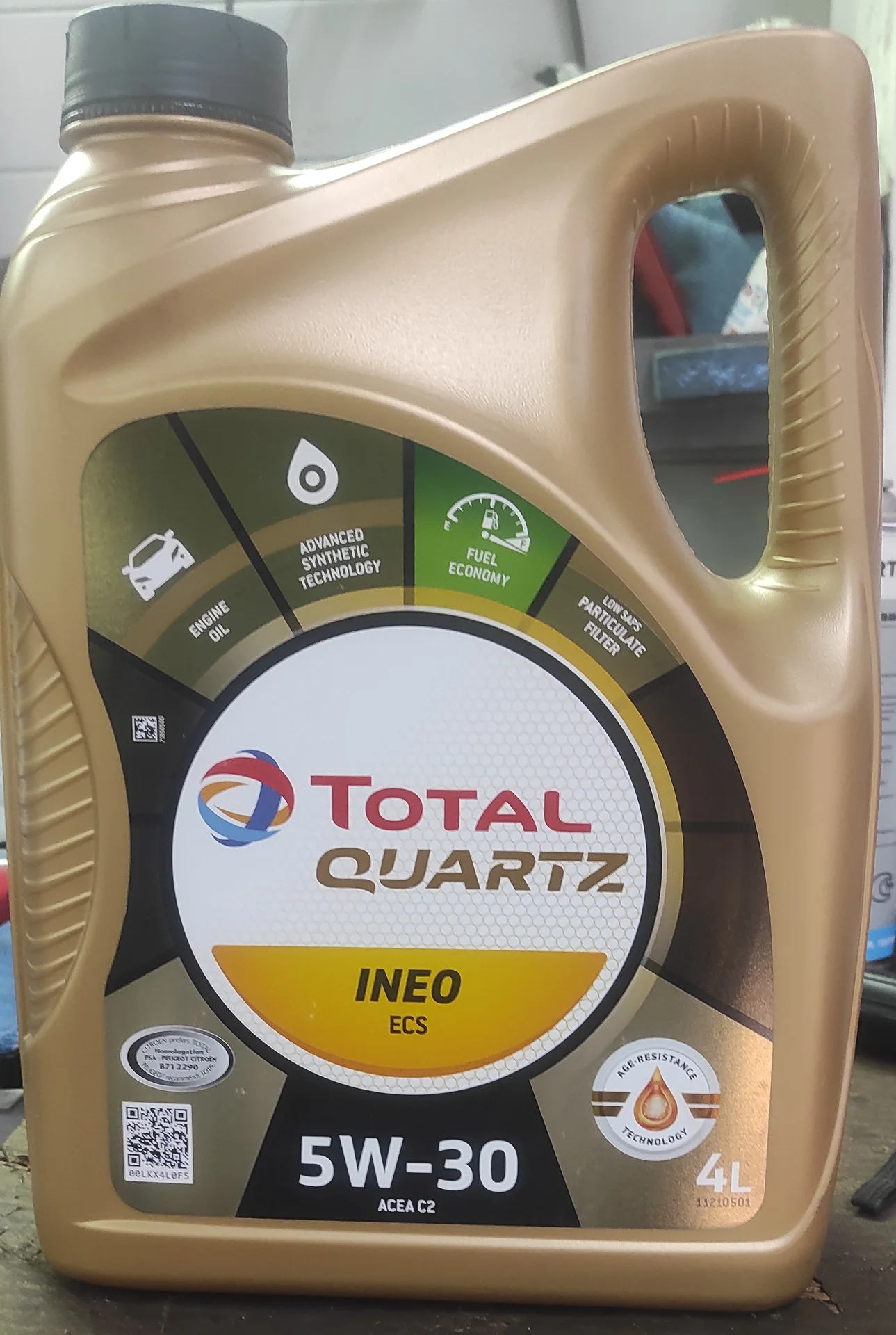 МОТОРНЫЕ МАСЛА   TOTAL Quartz, NISSAN   (ОРИГИНАЛ)