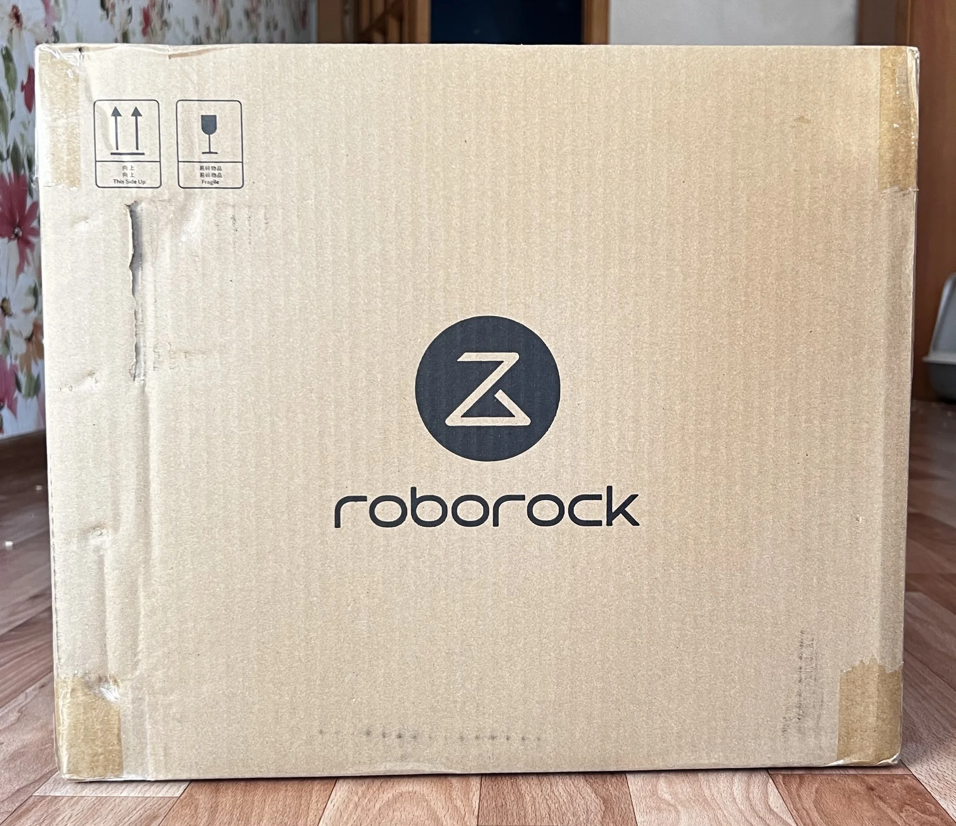 Roborock Q8Max Pro+ с базой самоочистки (новый) - миниатюра 2