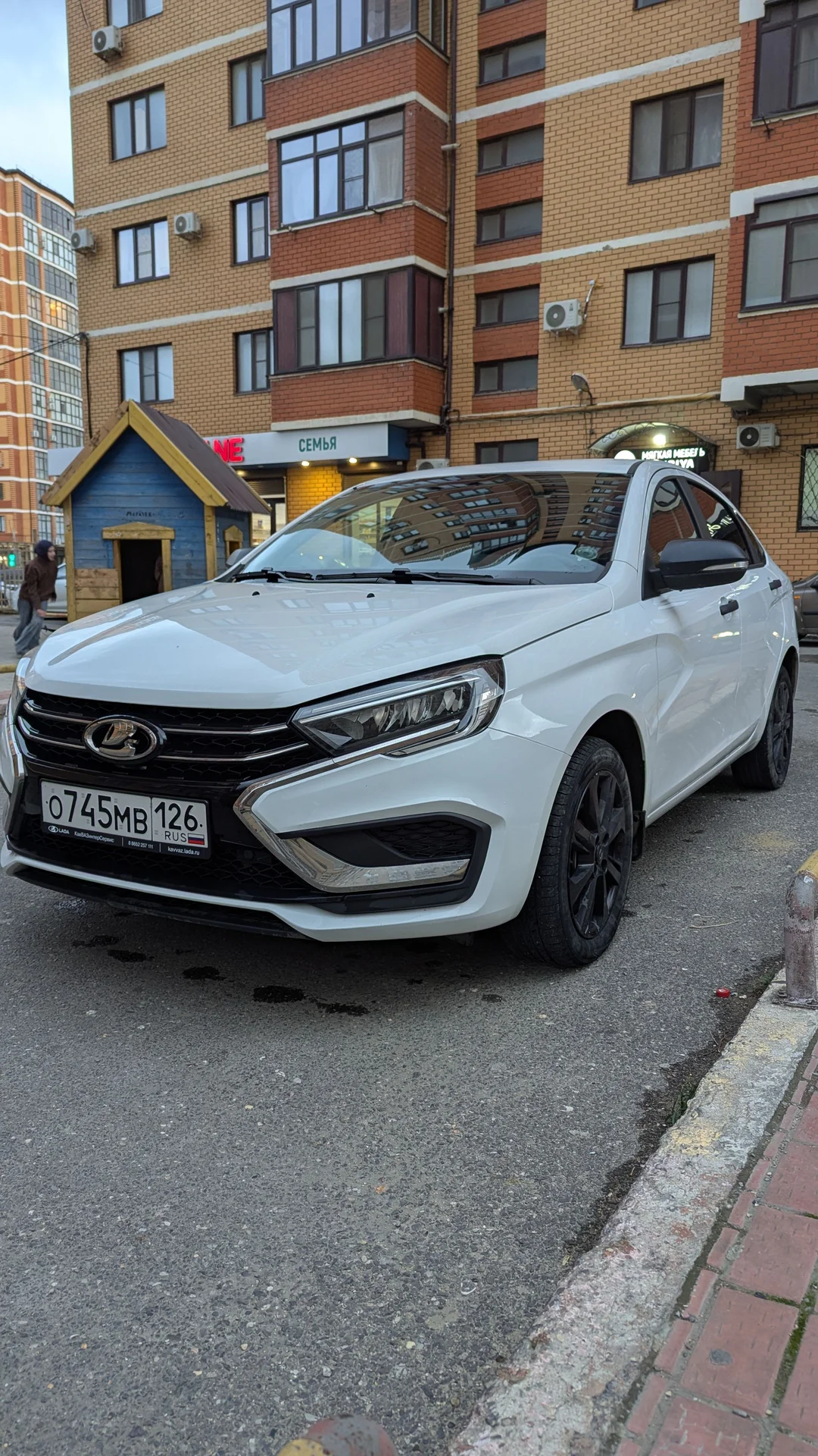 Lada Vesta 2024 г. CVT 25 тыс км. - миниатюра 2
