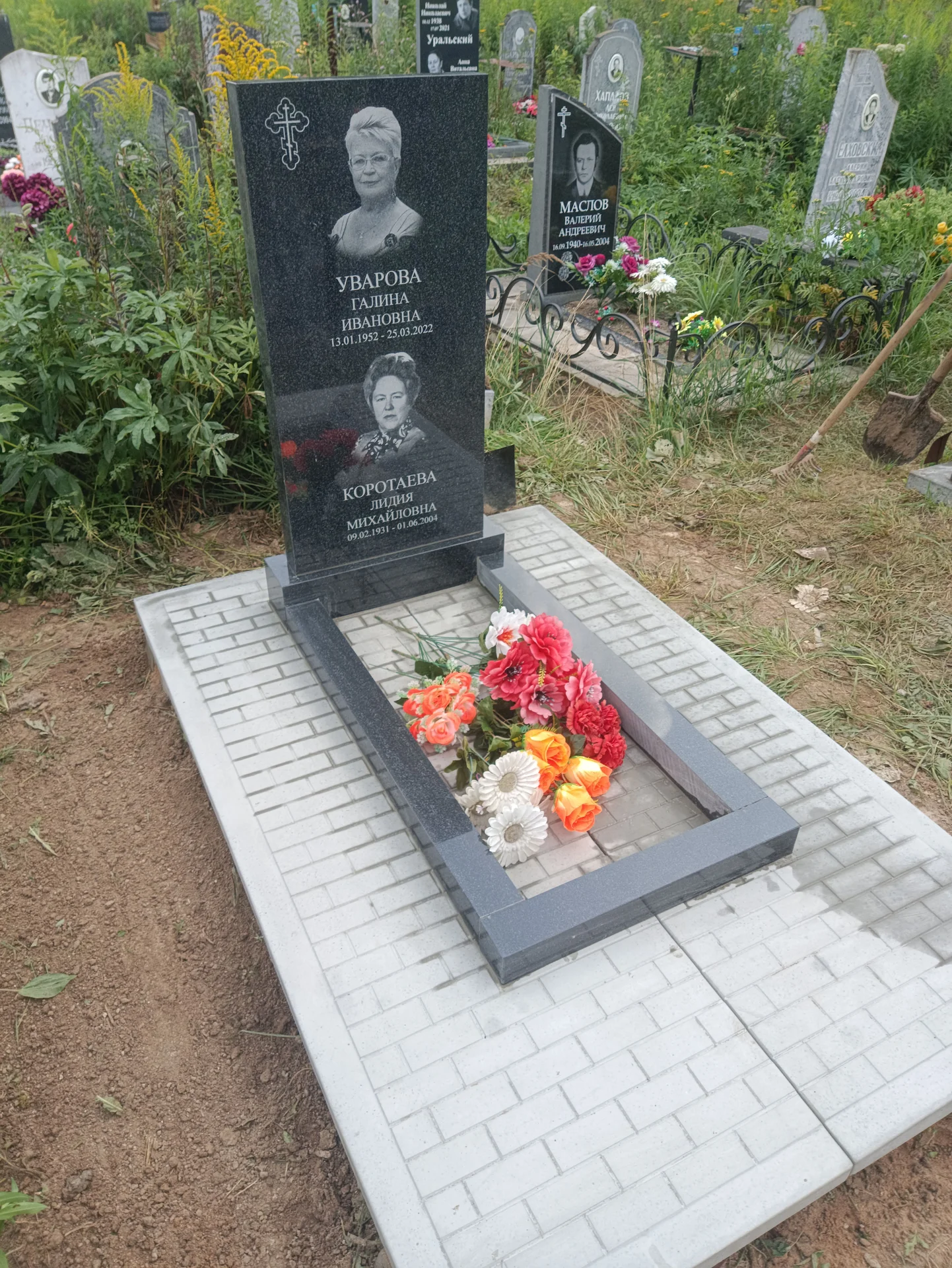 Благоустройство захоронений:от уборки до памятника - миниатюра 9