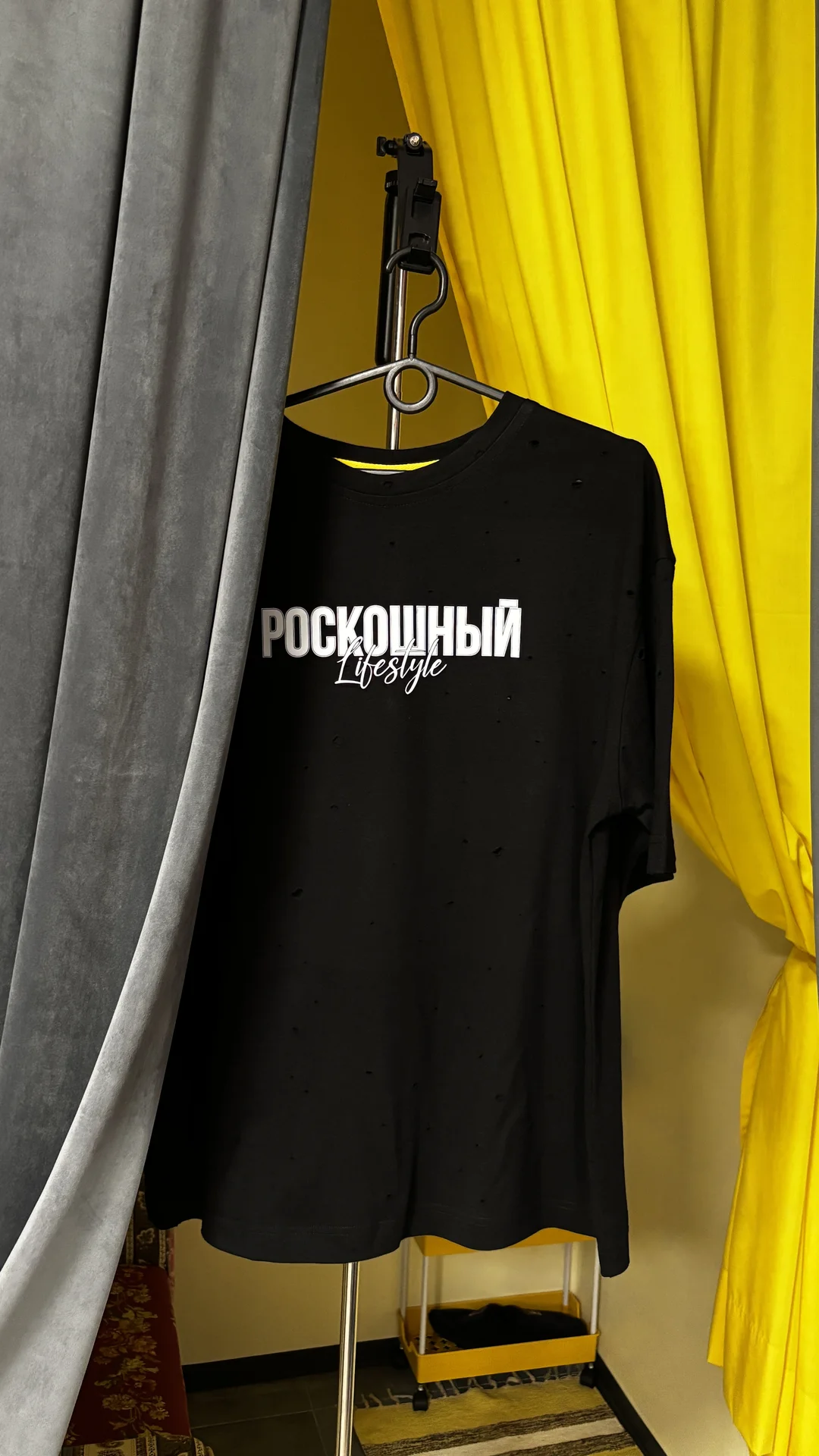 Футболка из серии «дырочка» - изображение 1