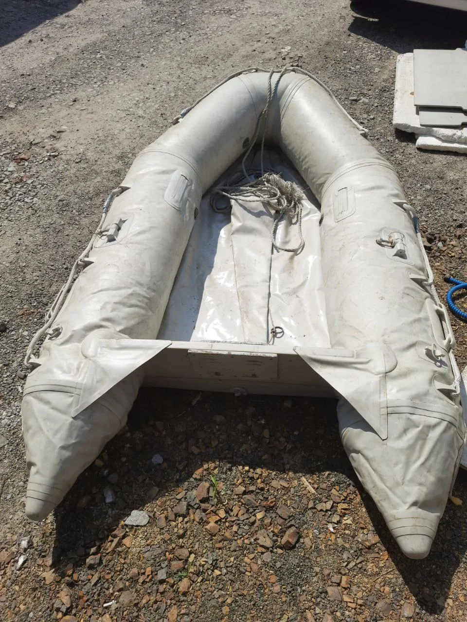 Продам лодку Quicksilver Adventure 340 + мотор MERCURY 6.0 - миниатюра 6