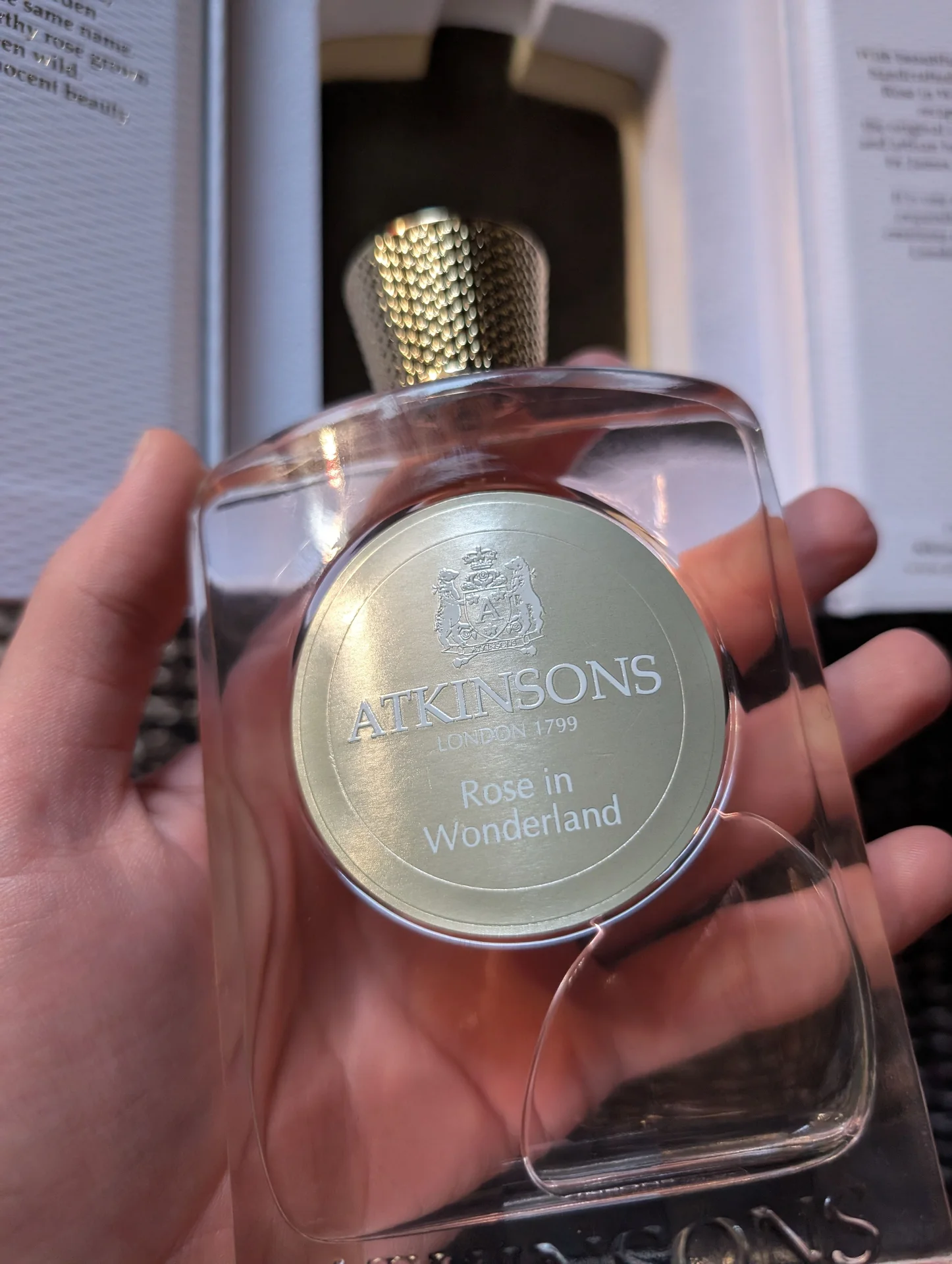Atkinsons Rose in wonderland - миниатюра 2
