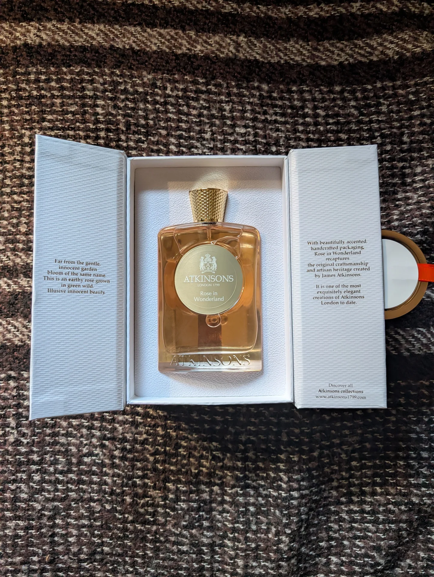 Atkinsons Rose in wonderland - миниатюра 3