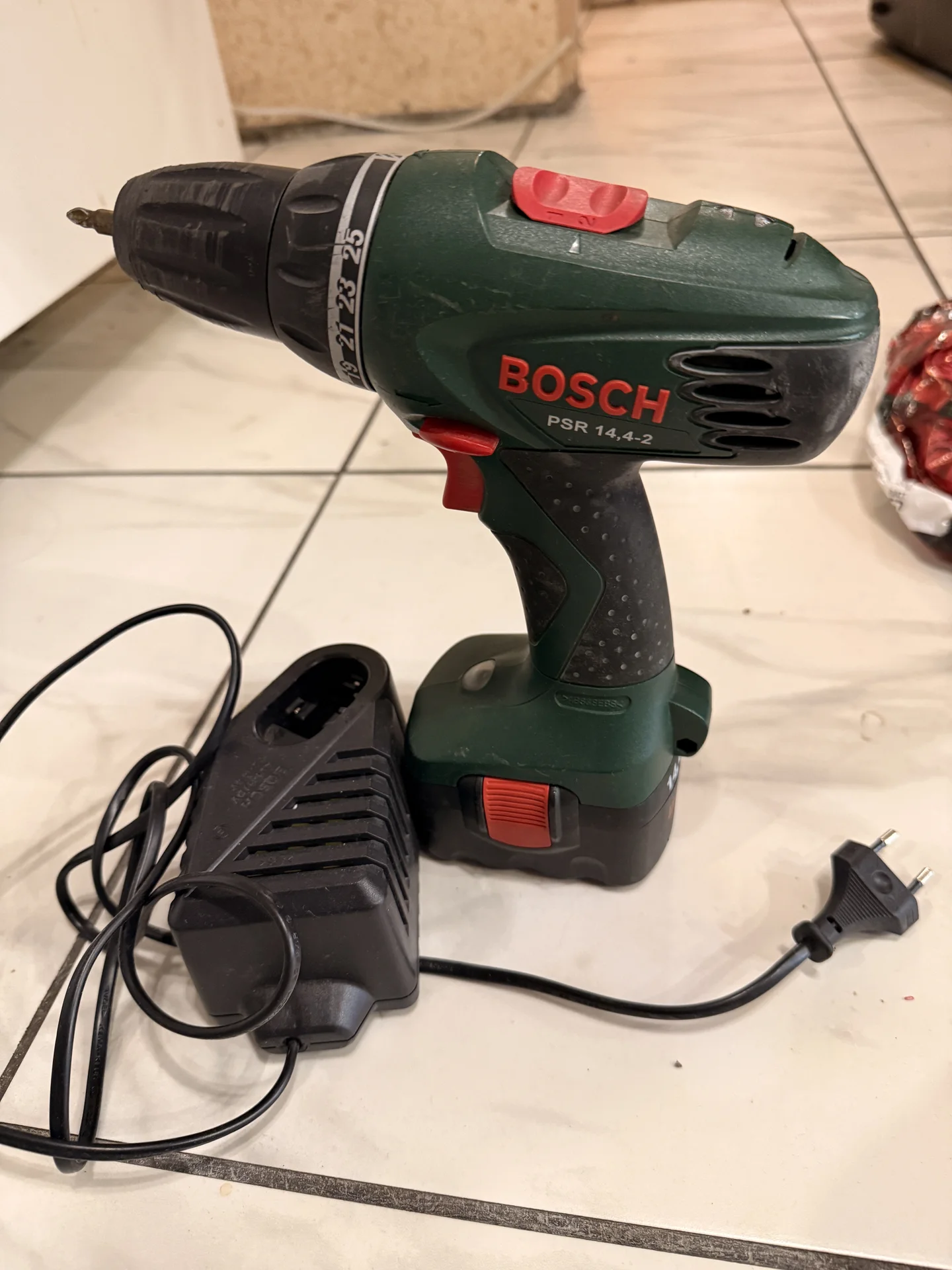 Шуруповерт bosch 14.4-2 - изображение 1