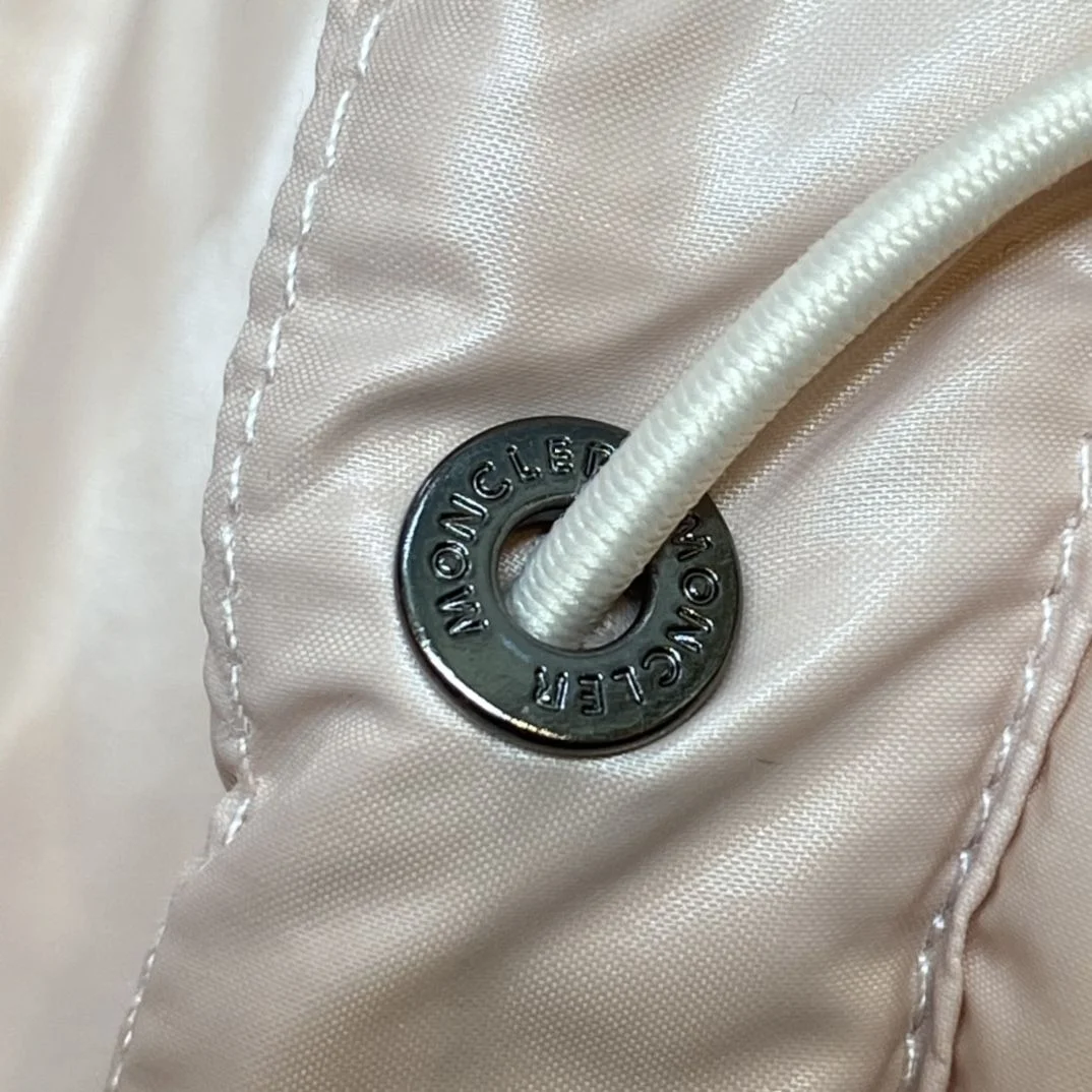 женский пуховик Moncler - миниатюра 4