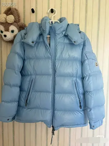 пуховик женский Moncler