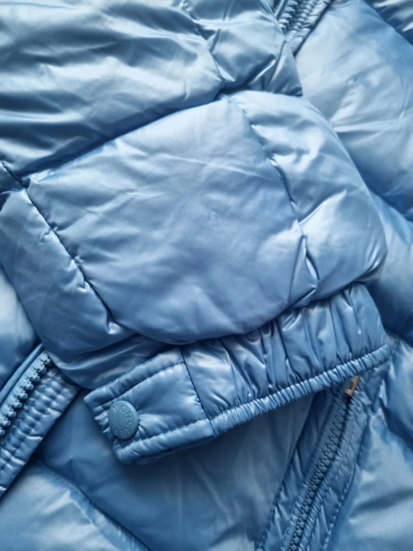пуховик женский Moncler - миниатюра 9