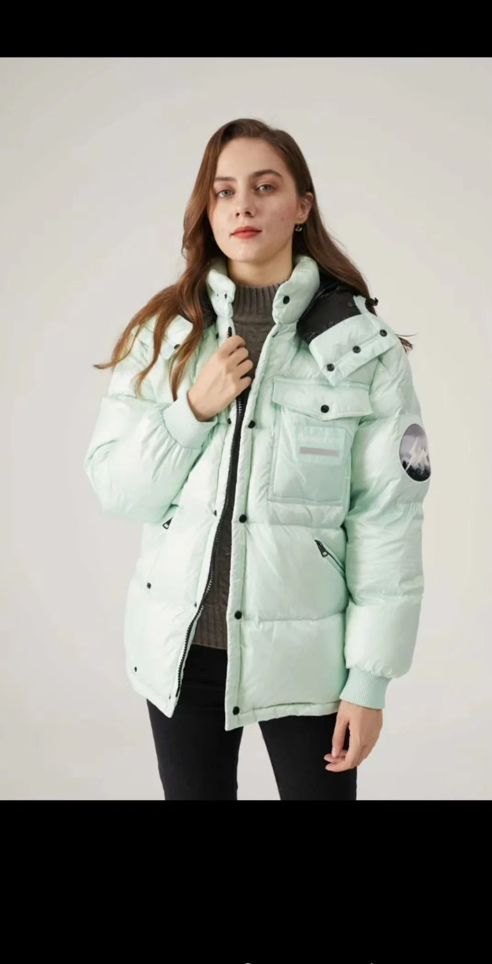 пуховик женский Moncler - миниатюра 2
