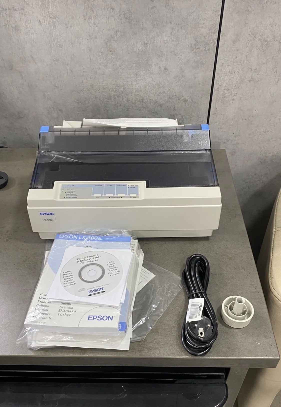 Принтер матричный Epson LX-300+ - изображение 1