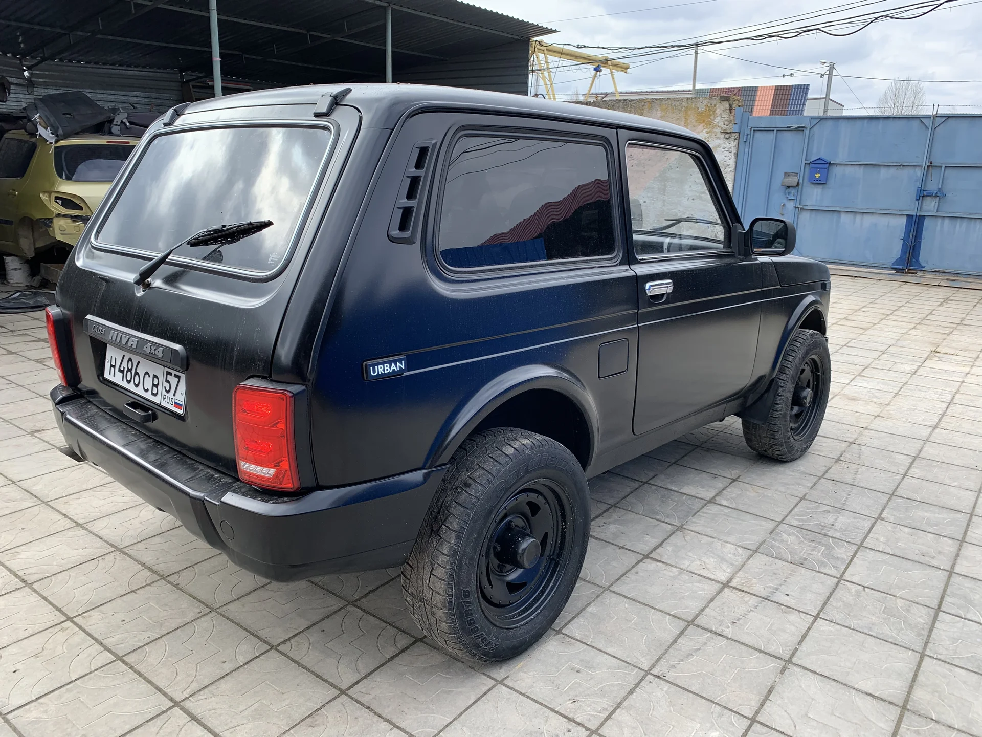 Лада Нива 4x4 - миниатюра 3