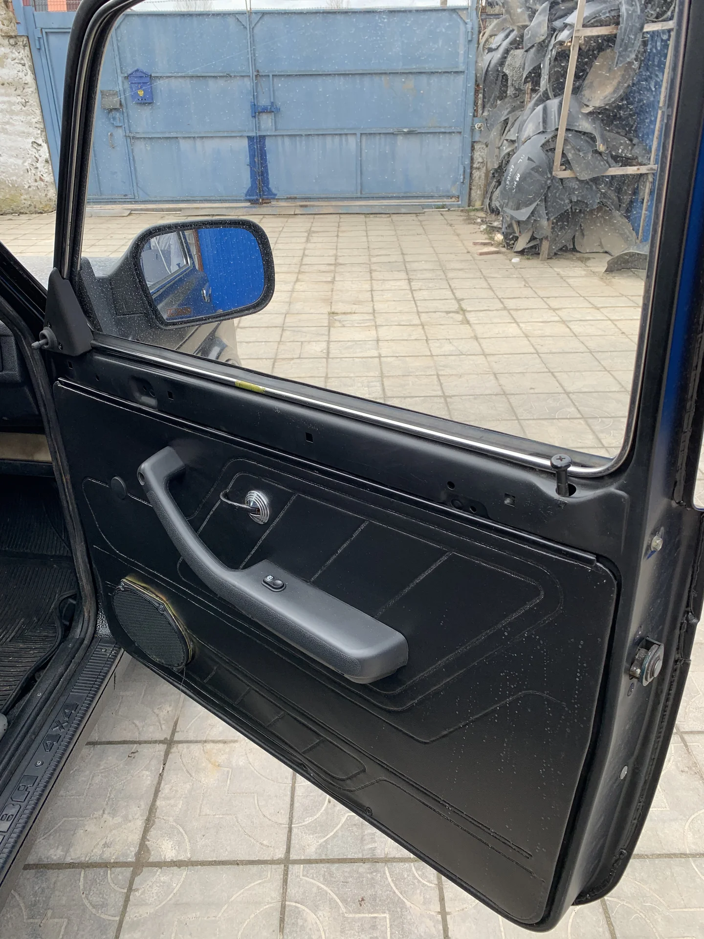 Лада Нива 4x4 - миниатюра 9