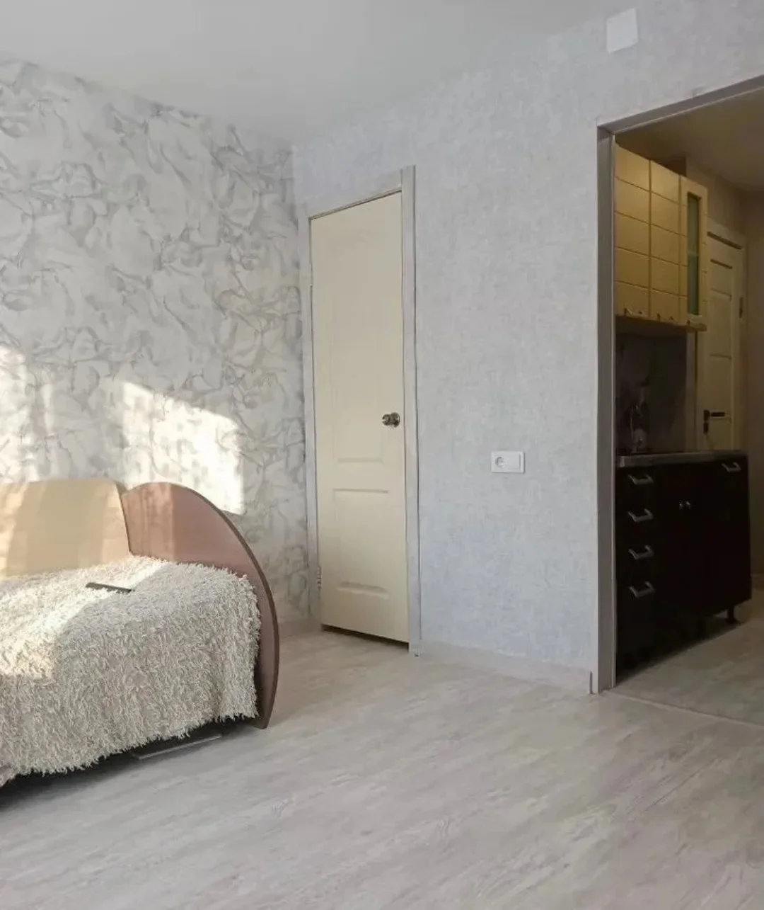 Продам 1 комнатную квартиру - миниатюра 4