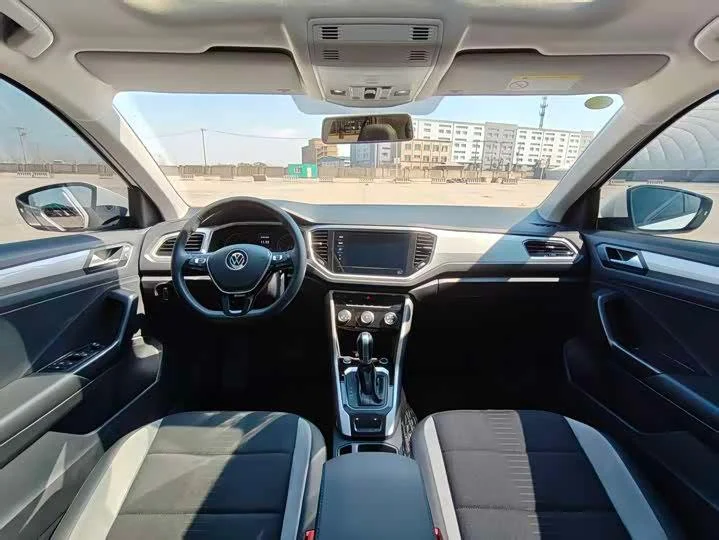 Volkswagen T-Roc Tango 2022 - миниатюра 2
