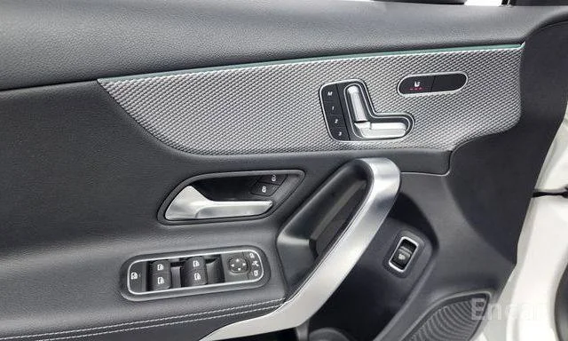 Mercedes-Benz, A-Class с модификацией A220 (седан), 2021, 22039 км - миниатюра 7