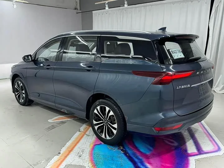 Wuling Capgemini 1.5T CVT Flagship 2022 - миниатюра 2