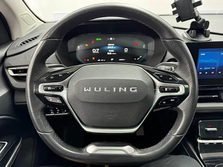 Wuling Capgemini 1.5T CVT Flagship 2022 - миниатюра 3